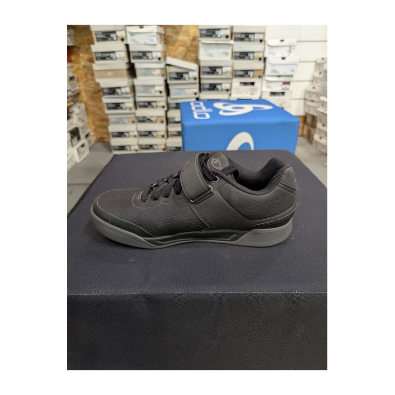 Buty nowe rowerowe Giro Chamber 2 r.45