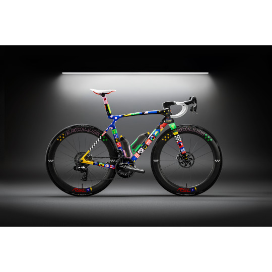 Rower TREK Madone SLR 9 AXS Gen 8 - The First 50 ICON